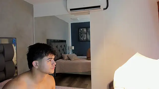 Charlie___Musk élő XXX-chatje