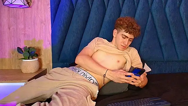 Živý XXX chat Tyler_Mcrey