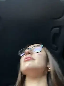 Czat XXX na żywo – NotYourMiss