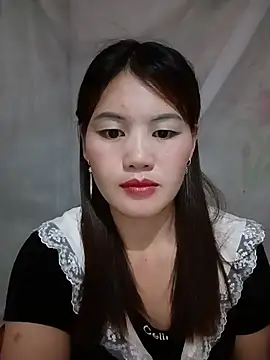 meg_06 Adlı Modelin Canlı XXX Sohbeti