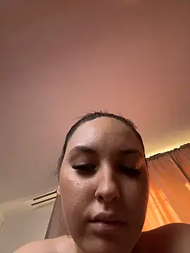Chat +18 de Lucy_doll22 ao vivo