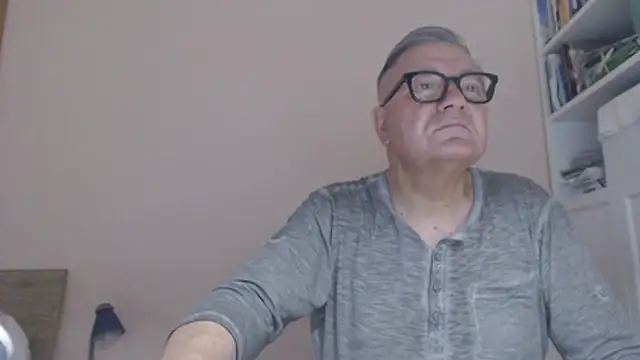 YOU6meのライブXXXチャット