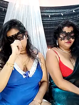 צ'אט XXX בשידור חי של Naughty_Kayra