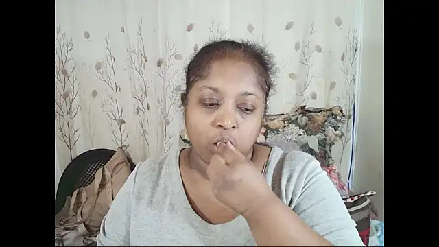 Онлайн чат XXX Indiantasha