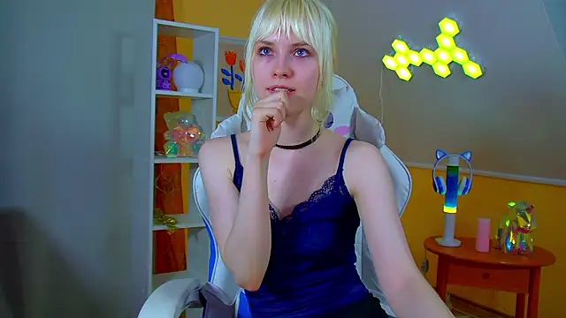 HannahHollis' Live XXX Chat