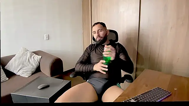 Rob_fab লাইভ XXX চ্যাট