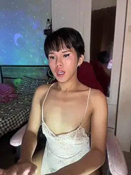 Chat XXX en directo de Plaxxxtique