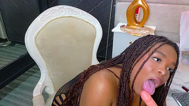 EbonyHenner – Live XXX-chat