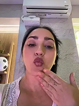 LIAH_IZUMI's Live XXX Chat