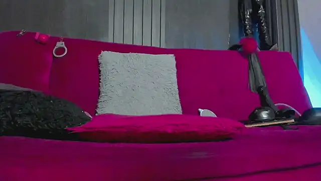 nayan_fire_ Adlı Modelin Canlı XXX Sohbeti