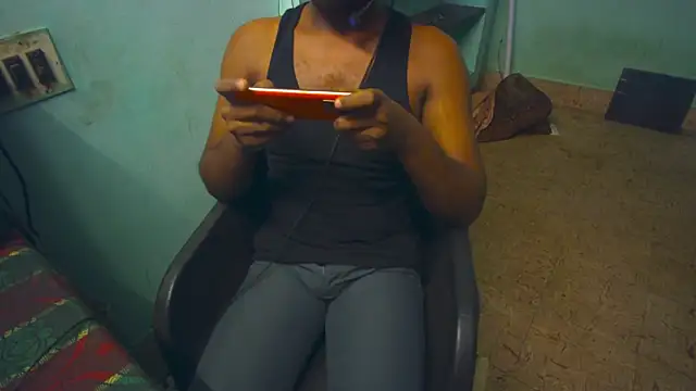 Chat +18 de Tamil_KDD ao vivo