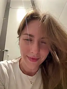 MariiD 라이브 XXX 채팅