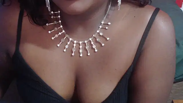INDIANSIN2 Chat XXX in diretta