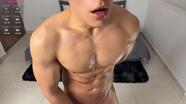 Maxx_Lancaster Live XXX-Chat