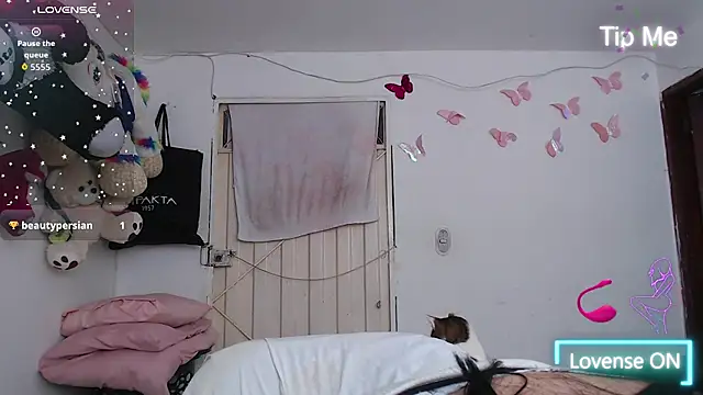 Angel-Hott_ Chat XXX in diretta