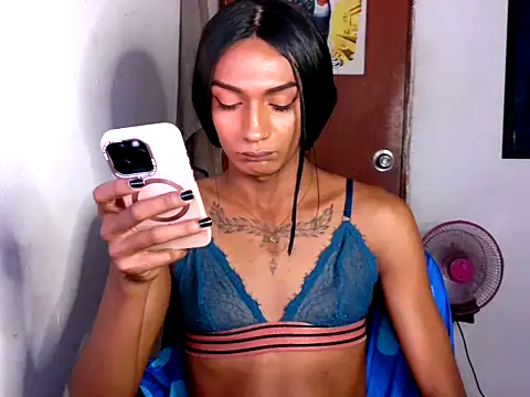 Chatroom XXX en direct de Alexxasexy
