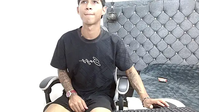 Chat XXX Live luka_big18