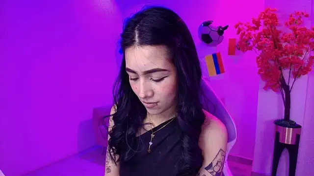 Chat XXX en directo de Rainy_doll