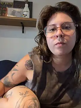 Rosiee69_'s Live XXX Chat