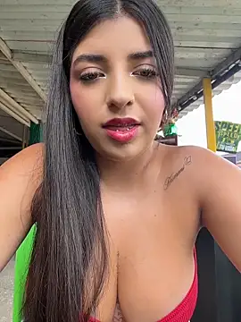 Isaa-Sweet Chat XXX in diretta