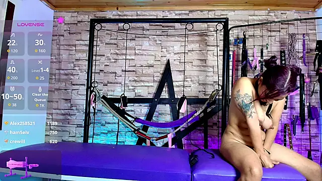 Caroline_bdsm's Live XXX Chat