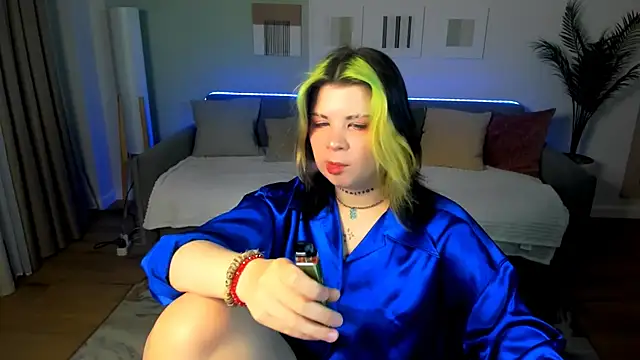 Chat +18 de AliceSpencery ao vivo