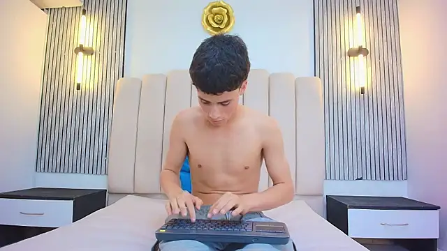 Stiven_Cooper2 Live XXX Chat