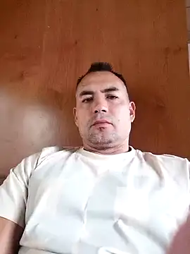 dannypretty's Live XXX Chat