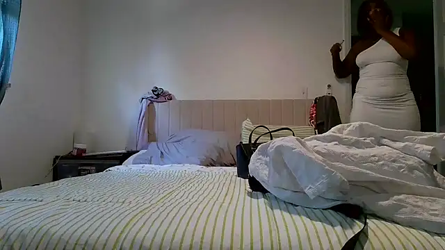 Živý XXX chat Tattedupdek