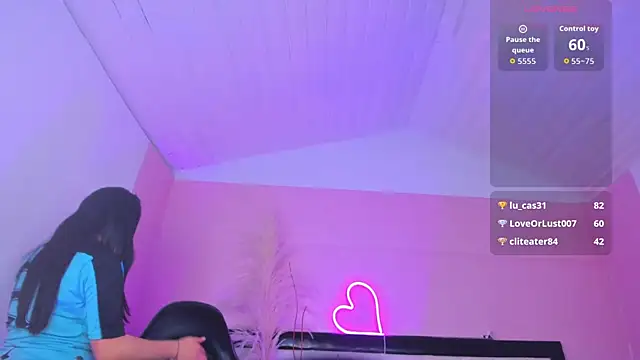 Julieth_Caandy's Live XXX Chat