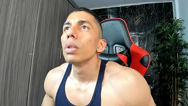 Erik_castle Chat XXX in diretta