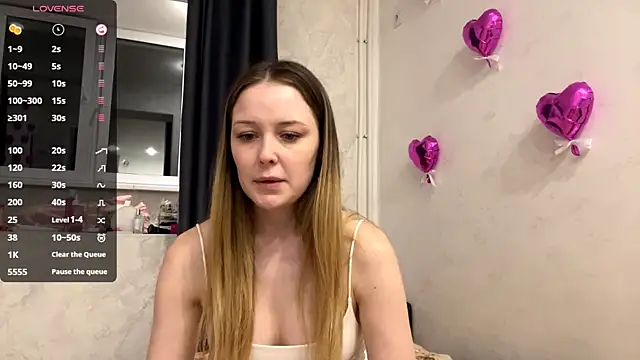 MarryMurietto Adlı Modelin Canlı XXX Sohbeti