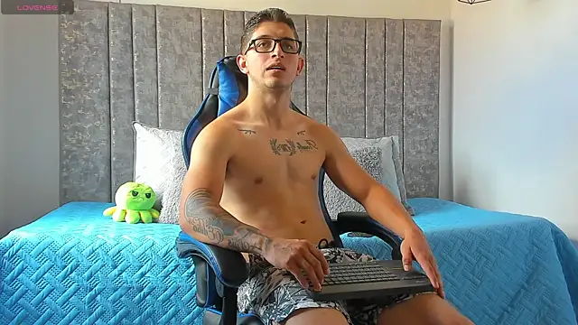 Chat XXX Live Calvin_Hunter