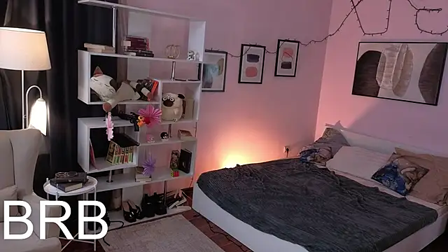 Cruela_Bena Adlı Modelin Canlı XXX Sohbeti