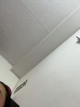 Czat XXX na żywo – LilyRossi_
