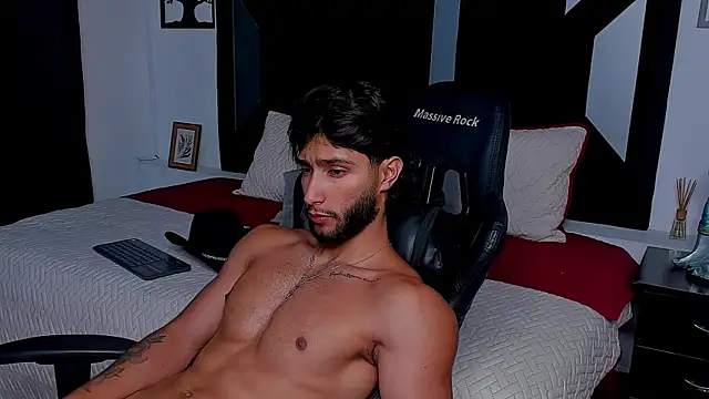 Emmet_CollinsJS 라이브 XXX 채팅