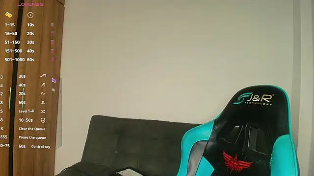 LeaneSeb Adlı Modelin Canlı XXX Sohbeti