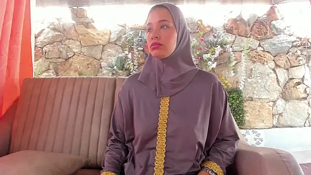 ShanaJamil Adlı Modelin Canlı XXX Sohbeti