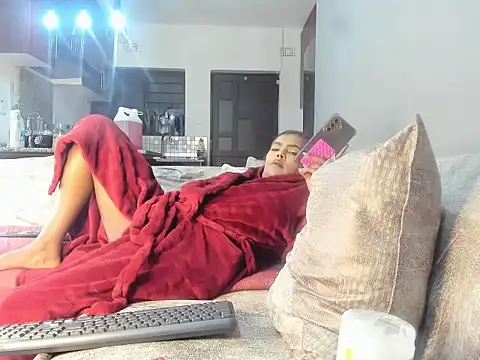 IndianMilfDelightのライブXXXチャット