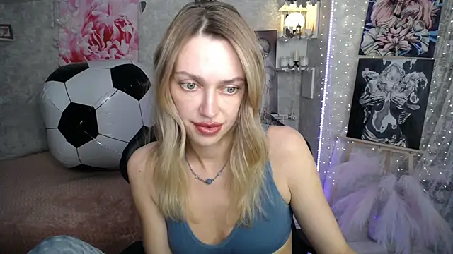 NickyAdamidi's Live XXX Chat