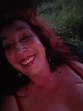 GypsyEsmeralda Chat XXX live