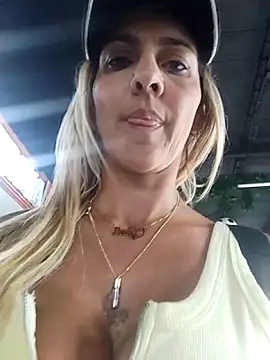 Czat XXX na żywo – Monita_Med