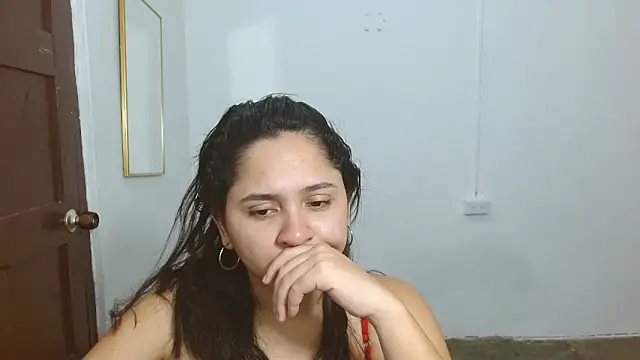 Thalian's Live XXX Chat