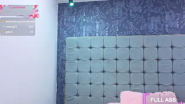 karol_messy-'s Live XXX Chat