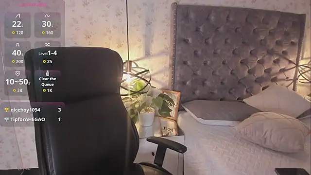 LanaJones_ Adlı Modelin Canlı XXX Sohbeti