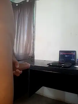 tessa33 XXX чат на живо