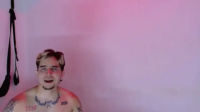 AliceandMax's Live XXX Chat