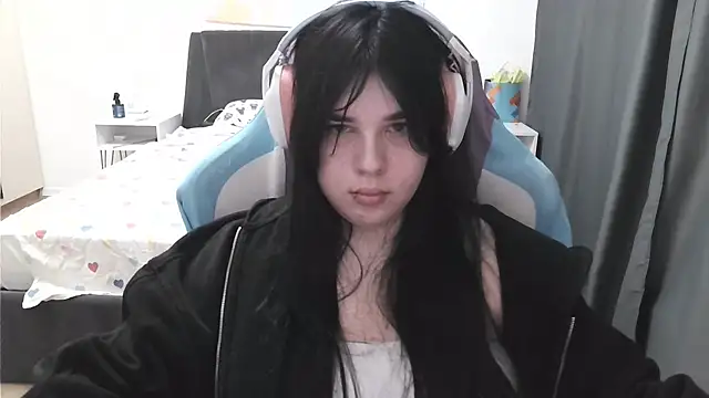 LunarMia – Naživo XXX chat