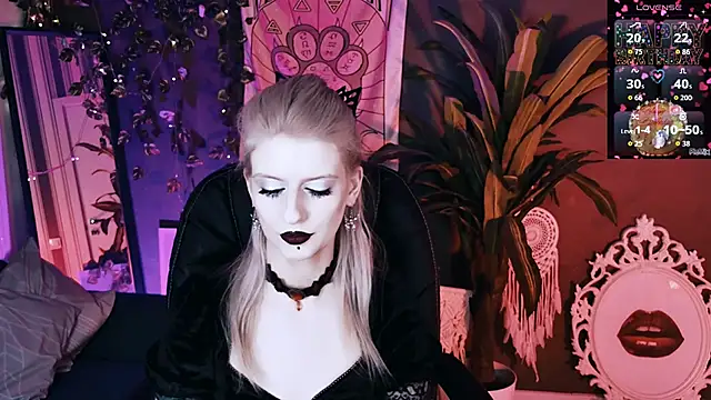 Noah_ElmerX Chat XXX in diretta