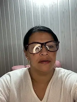 Chat XXX en directo de Selin_Sweet9